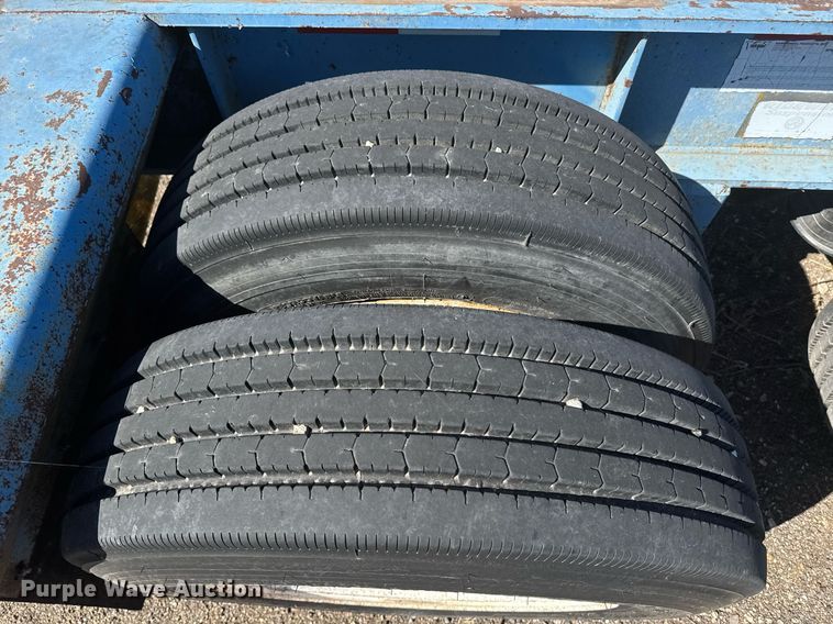 image for item DE2134 1998 Kalyn Siebert TL280 lowboy equipment trailer