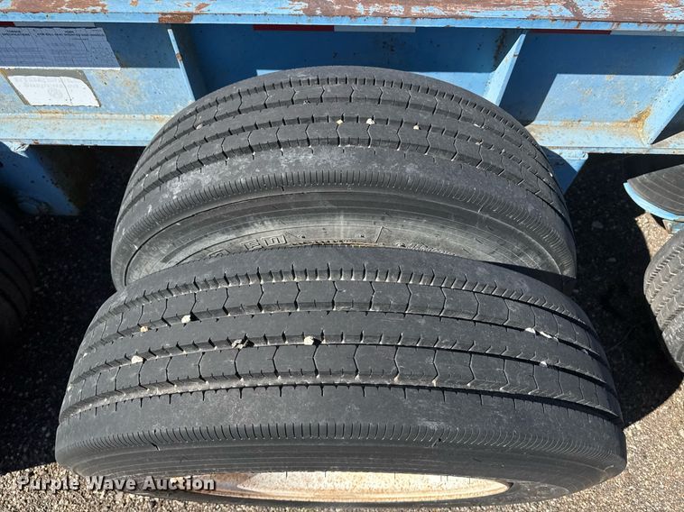 image for item DE2134 1998 Kalyn Siebert TL280 lowboy equipment trailer