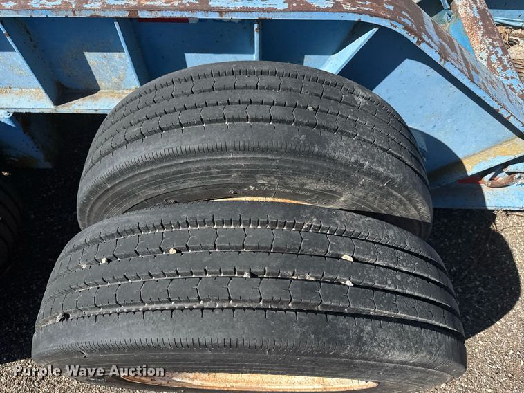 image for item DE2134 1998 Kalyn Siebert TL280 lowboy equipment trailer