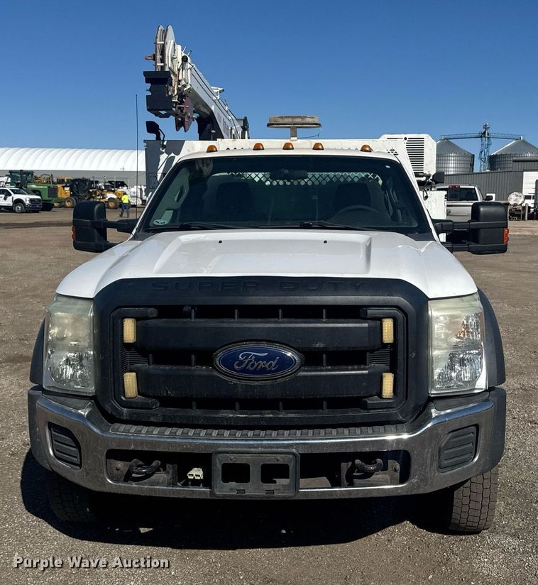 image for item DE2137 2015 Ford F550 Super Duty XL utility / service truck