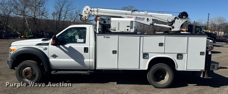 image for item DE2137 2015 Ford F550 Super Duty XL utility / service truck