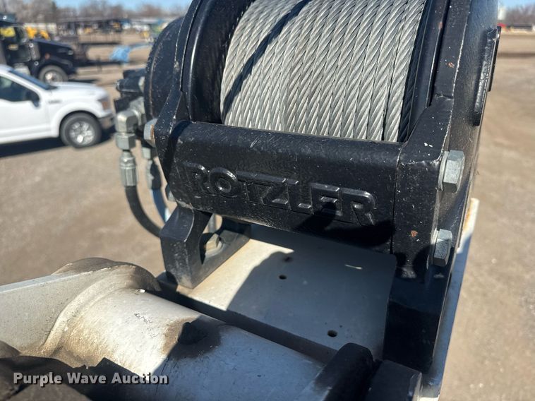 image for item DE2137 2015 Ford F550 Super Duty XL utility / service truck