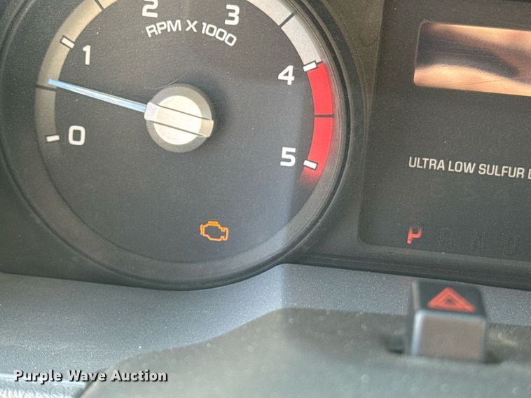 image for item DE2137 2015 Ford F550 Super Duty XL utility / service truck