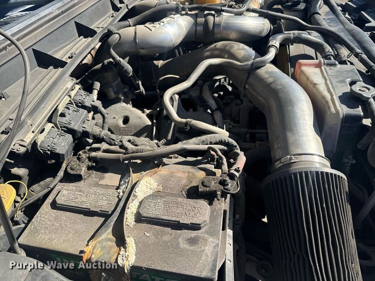 image for item DE2137 2015 Ford F550 Super Duty XL utility / service truck