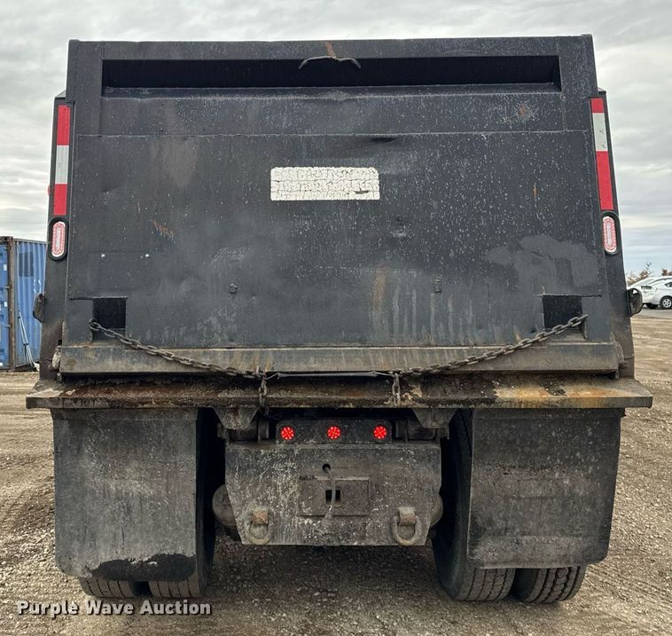 image for item DH9876 1998 Freightliner FLD dump truck
