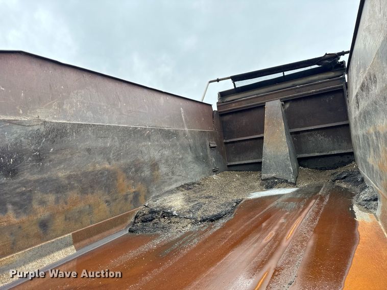 image for item DH9876 1998 Freightliner FLD dump truck