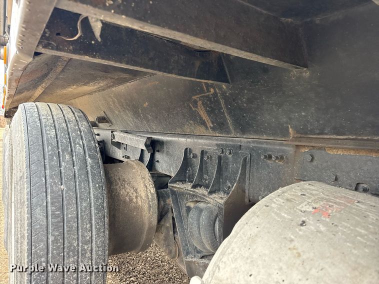 image for item DH9876 1998 Freightliner FLD dump truck