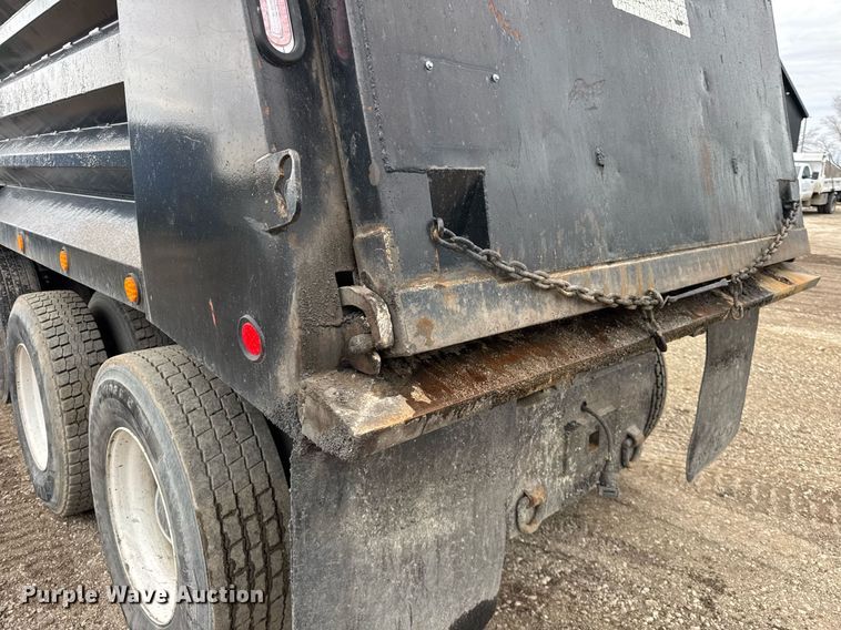 image for item DH9876 1998 Freightliner FLD dump truck