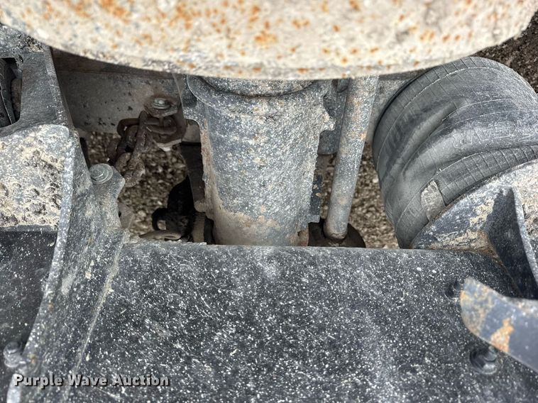 image for item DH9876 1998 Freightliner FLD dump truck