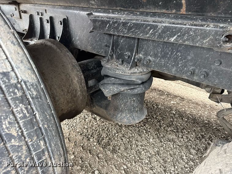 image for item DH9876 1998 Freightliner FLD dump truck