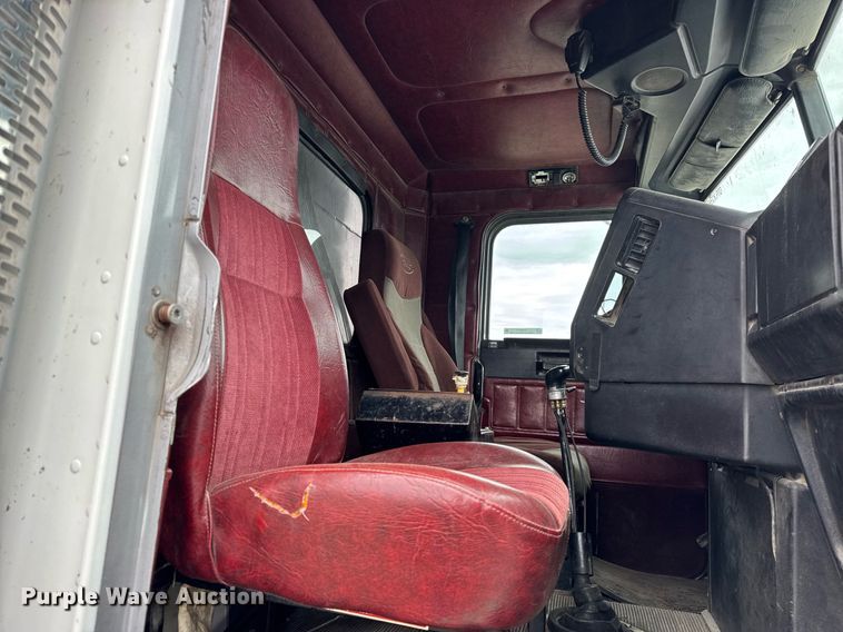 image for item DH9876 1998 Freightliner FLD dump truck