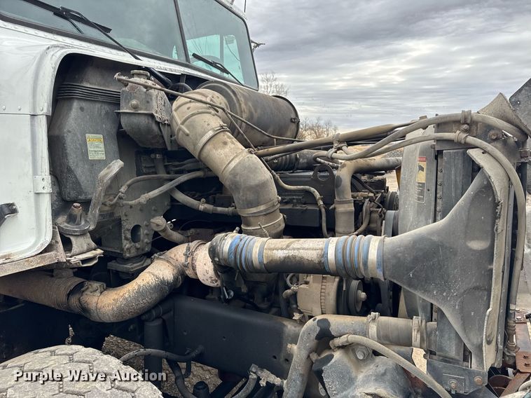 image for item DH9876 1998 Freightliner FLD dump truck