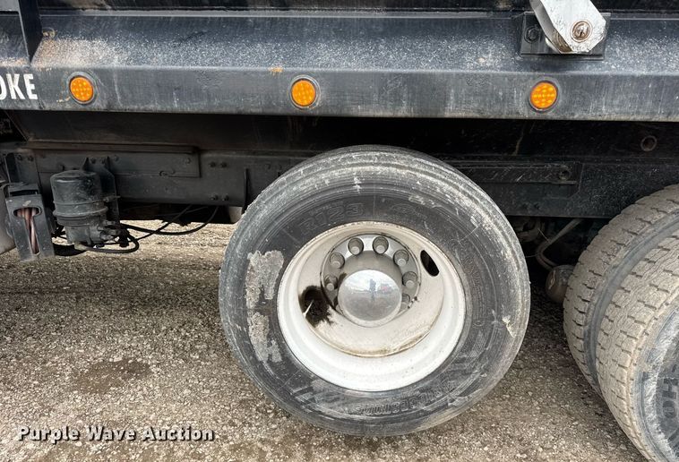 image for item DH9876 1998 Freightliner FLD dump truck