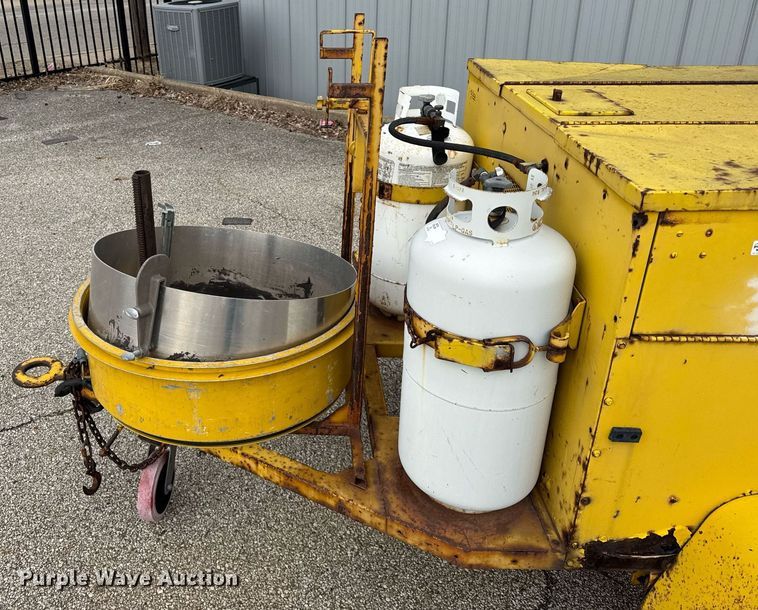 image for item DH9878 1983 Hesco 4040 07 power unit