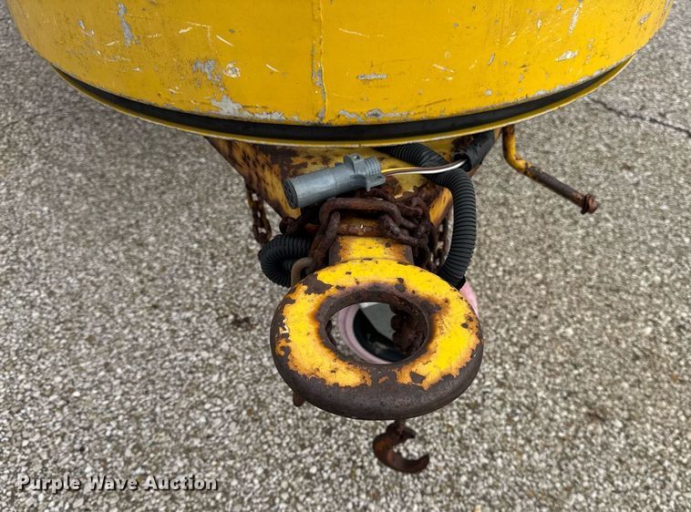 image for item DH9878 1983 Hesco 4040 07 power unit