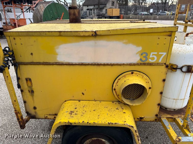 image for item DH9878 1983 Hesco 4040 07 power unit