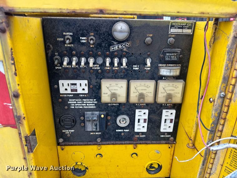 image for item DH9878 1983 Hesco 4040 07 power unit