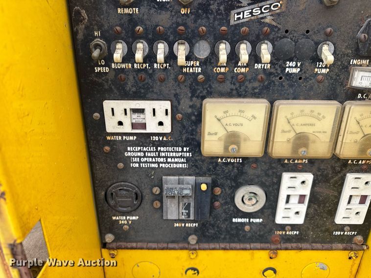 image for item DH9878 1983 Hesco 4040 07 power unit