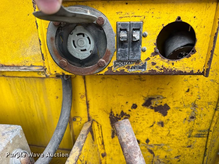 image for item DH9878 1983 Hesco 4040 07 power unit