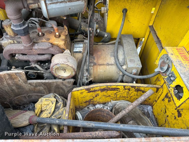 image for item DH9878 1983 Hesco 4040 07 power unit