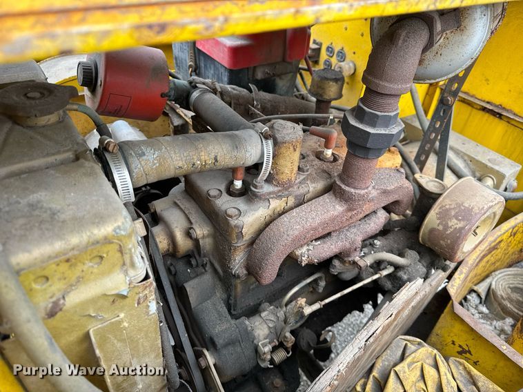 image for item DH9878 1983 Hesco 4040 07 power unit