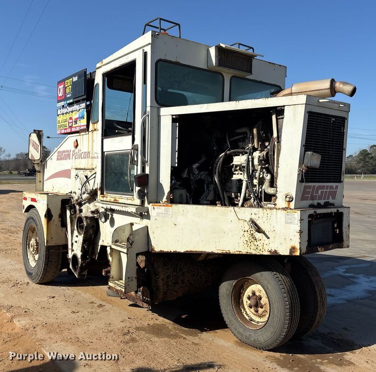 image for item DM1892 1997 Elgin Pelican Series SE street sweeper