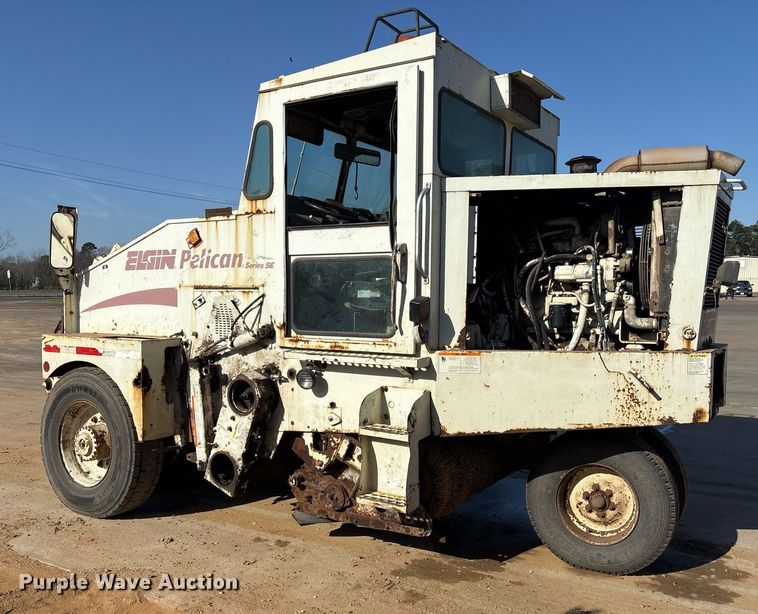 image for item DM1892 1997 Elgin Pelican Series SE street sweeper