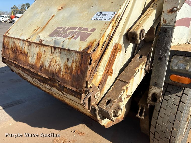 image for item DM1892 1997 Elgin Pelican Series SE street sweeper