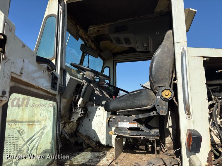 image for item DM1892 1997 Elgin Pelican Series SE street sweeper