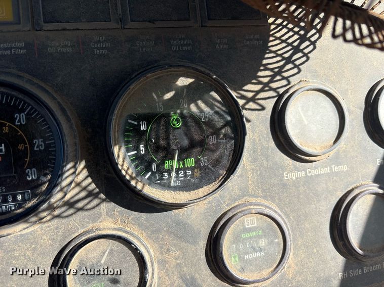 image for item DM1892 1997 Elgin Pelican Series SE street sweeper