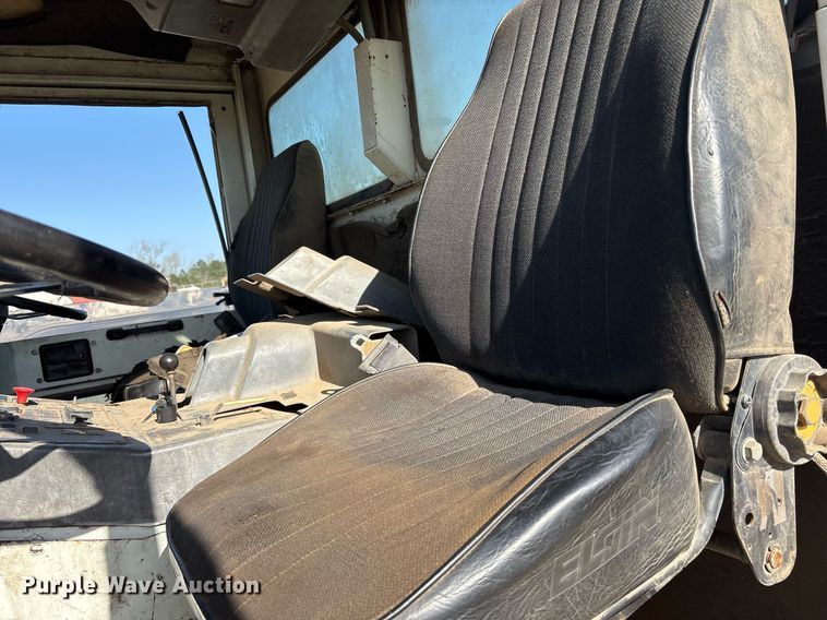 image for item DM1892 1997 Elgin Pelican Series SE street sweeper