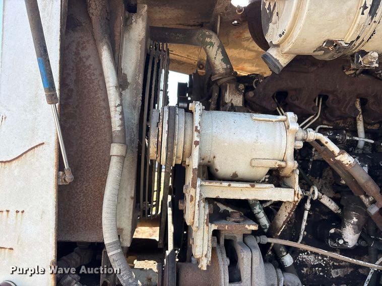 image for item DM1892 1997 Elgin Pelican Series SE street sweeper