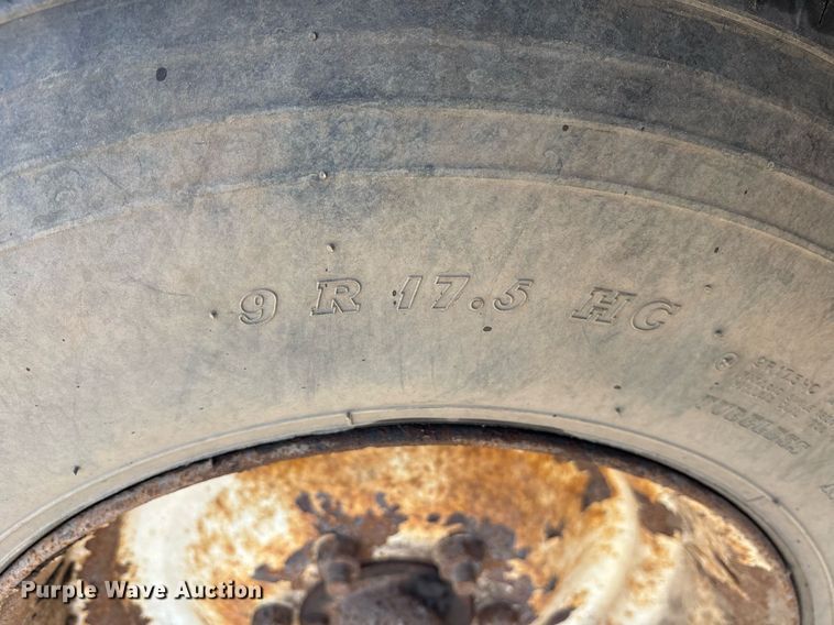 image for item DM1892 1997 Elgin Pelican Series SE street sweeper