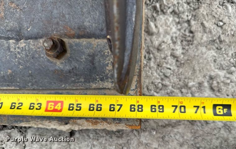 image for item DM5600 1998 Bobcat 863 skid steer loader