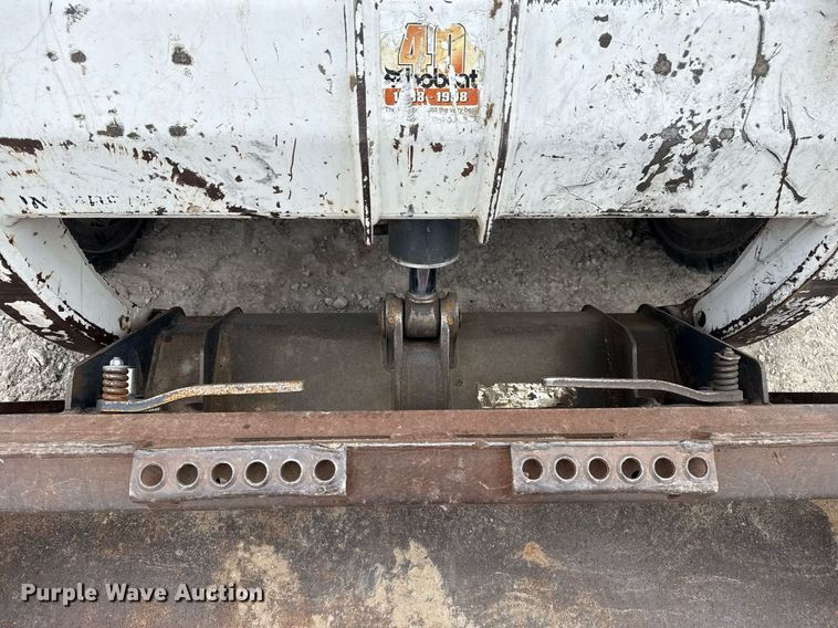 image for item DM5600 1998 Bobcat 863 skid steer loader