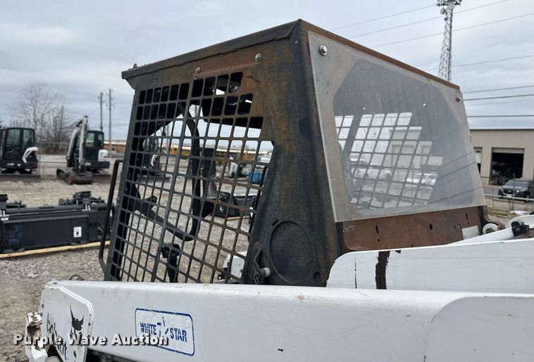 image for item DM5600 1998 Bobcat 863 skid steer loader