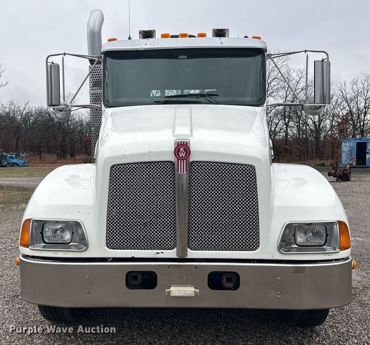 image for item DM5604 2008 Kenworth T300 winch truck