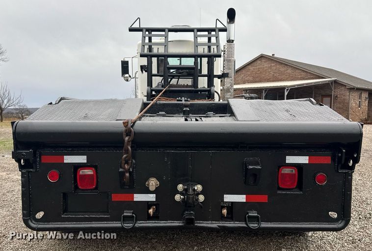 image for item DM5604 2008 Kenworth T300 winch truck