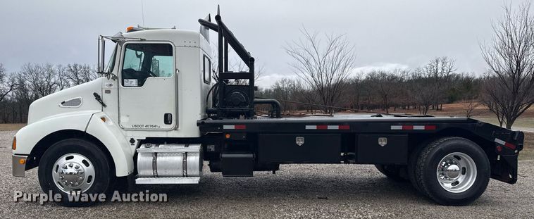 image for item DM5604 2008 Kenworth T300 winch truck