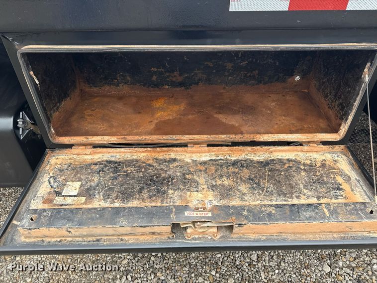 image for item DM5604 2008 Kenworth T300 winch truck