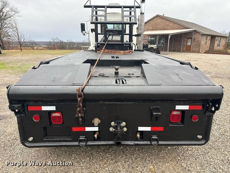 image for item DM5604 2008 Kenworth T300 winch truck