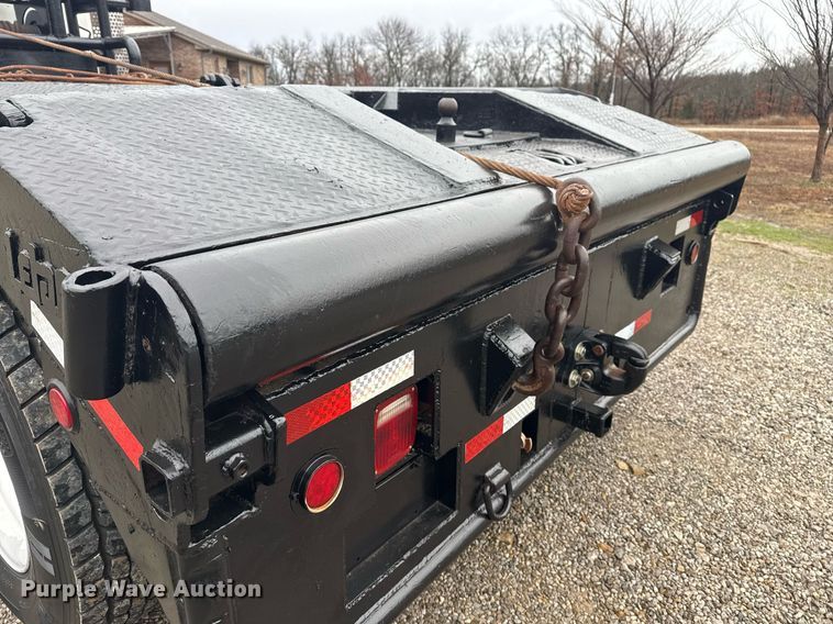 image for item DM5604 2008 Kenworth T300 winch truck