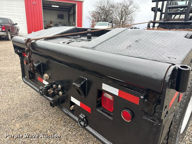 image for item DM5604 2008 Kenworth T300 winch truck