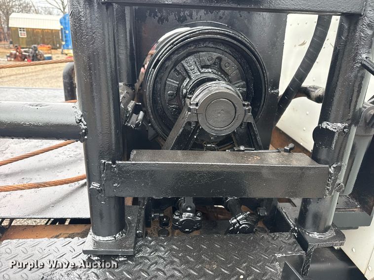 image for item DM5604 2008 Kenworth T300 winch truck