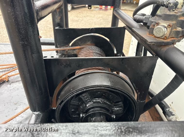 image for item DM5604 2008 Kenworth T300 winch truck