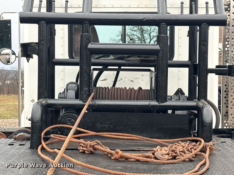 image for item DM5604 2008 Kenworth T300 winch truck