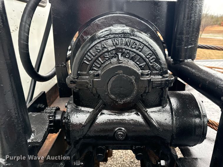 image for item DM5604 2008 Kenworth T300 winch truck