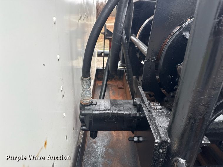 image for item DM5604 2008 Kenworth T300 winch truck