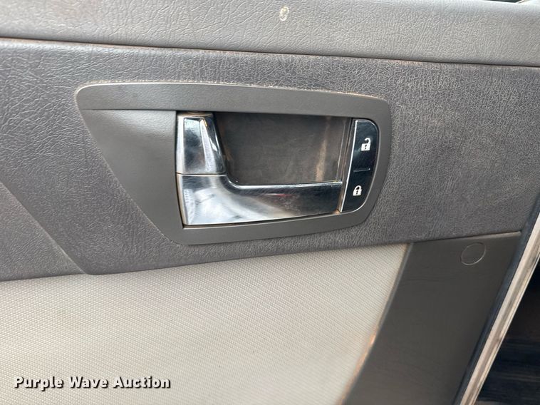 image for item DM5604 2008 Kenworth T300 winch truck