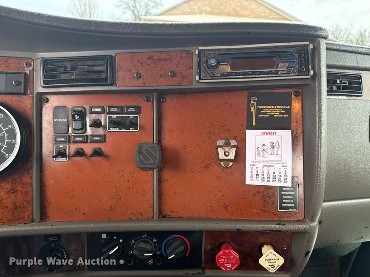 image for item DM5604 2008 Kenworth T300 winch truck